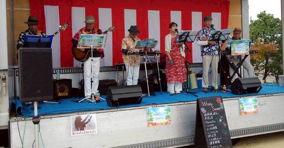 栗東上鈎安養寺北区秋祭りで演奏